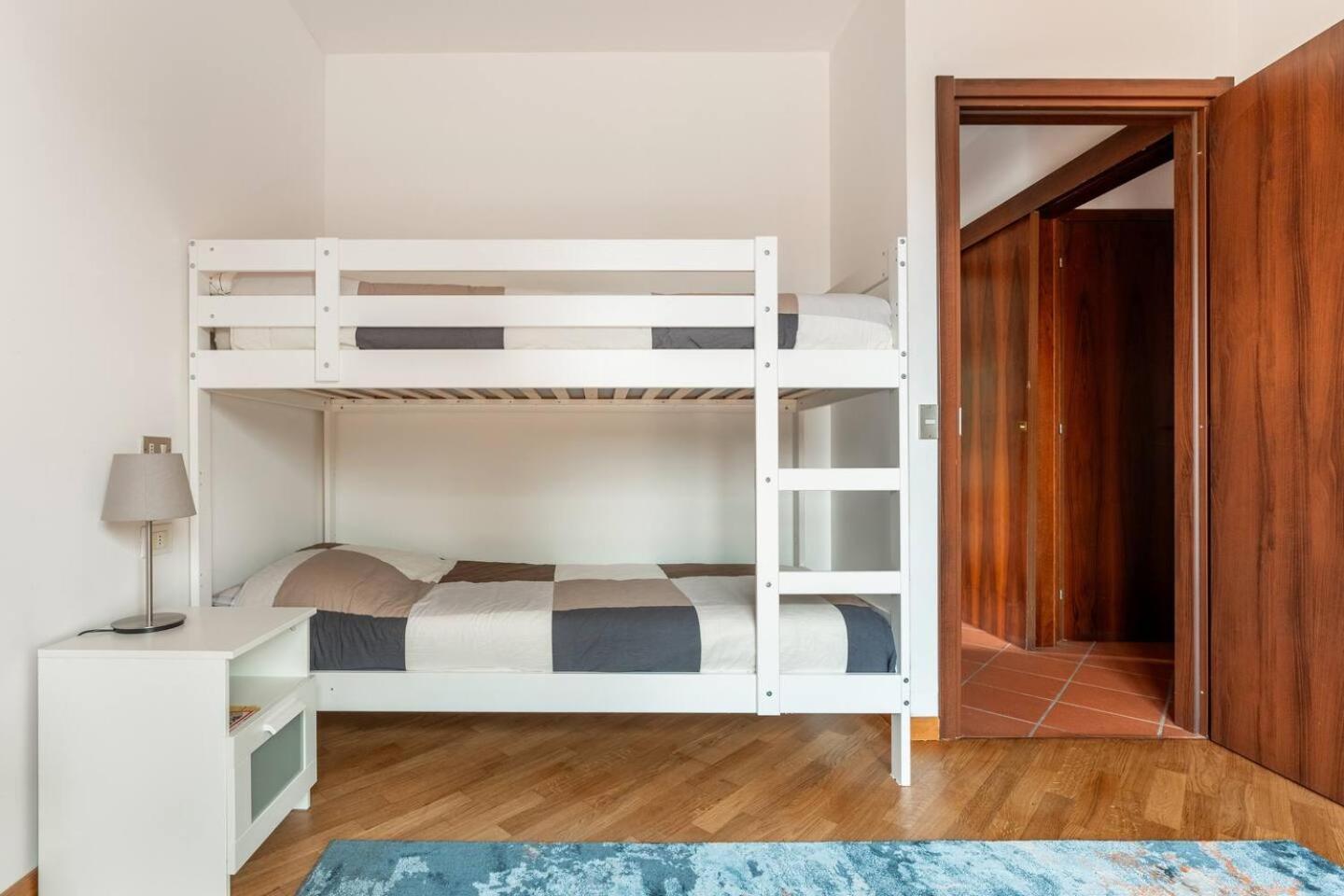 Nave Home Vacation - Entire Apartament Firenze Eksteriør billede