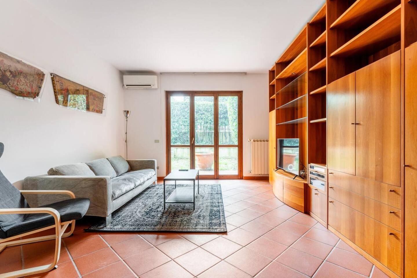 Nave Home Vacation - Entire Apartament Firenze Eksteriør billede