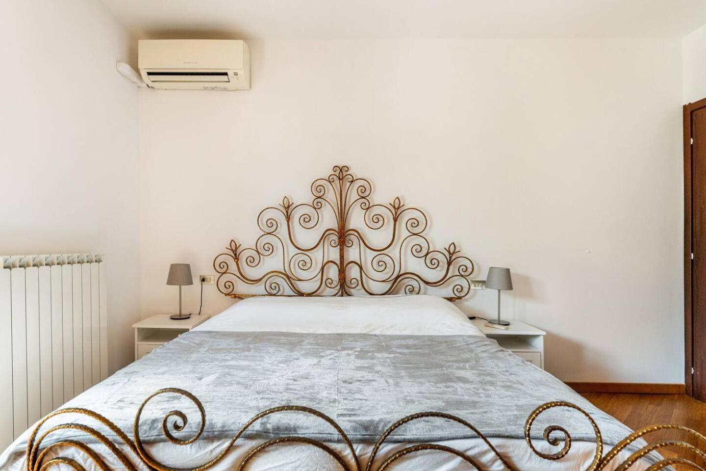 Nave Home Vacation - Entire Apartament Firenze Eksteriør billede